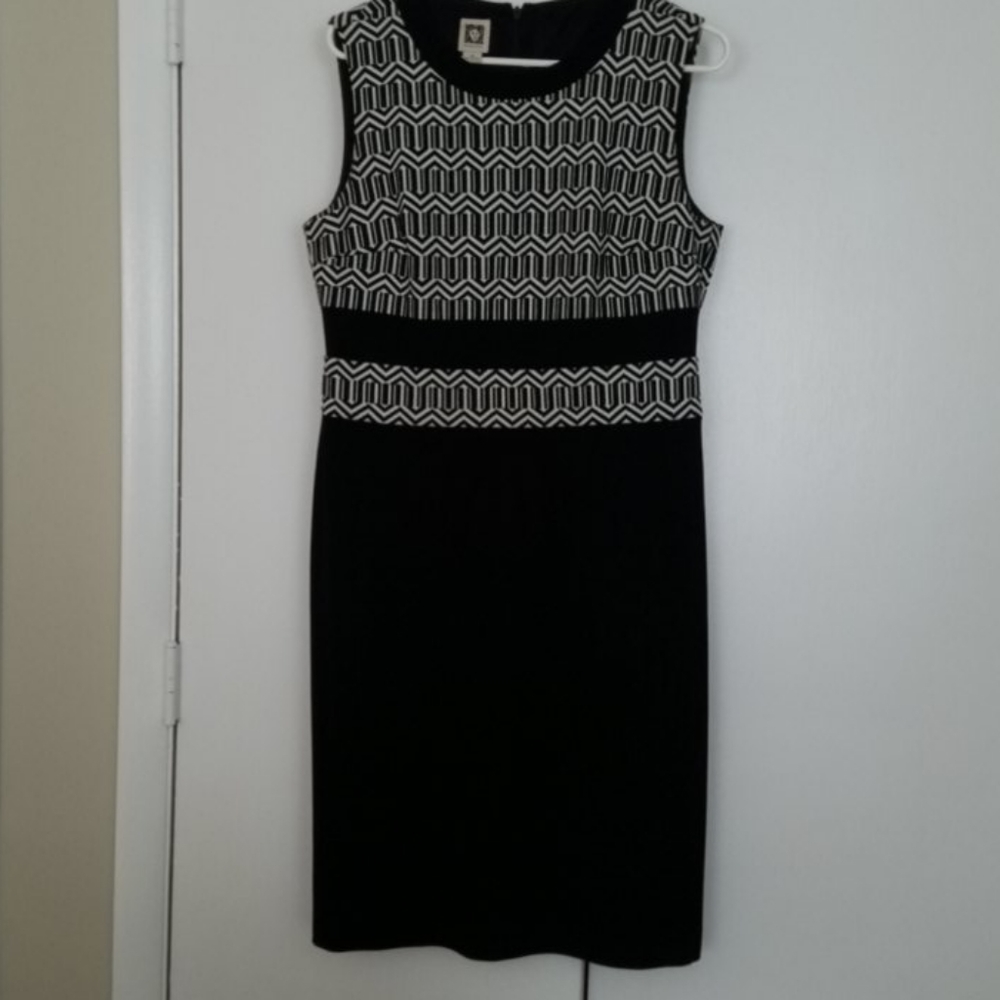 Black & White Anne Klein Sheath Dress
